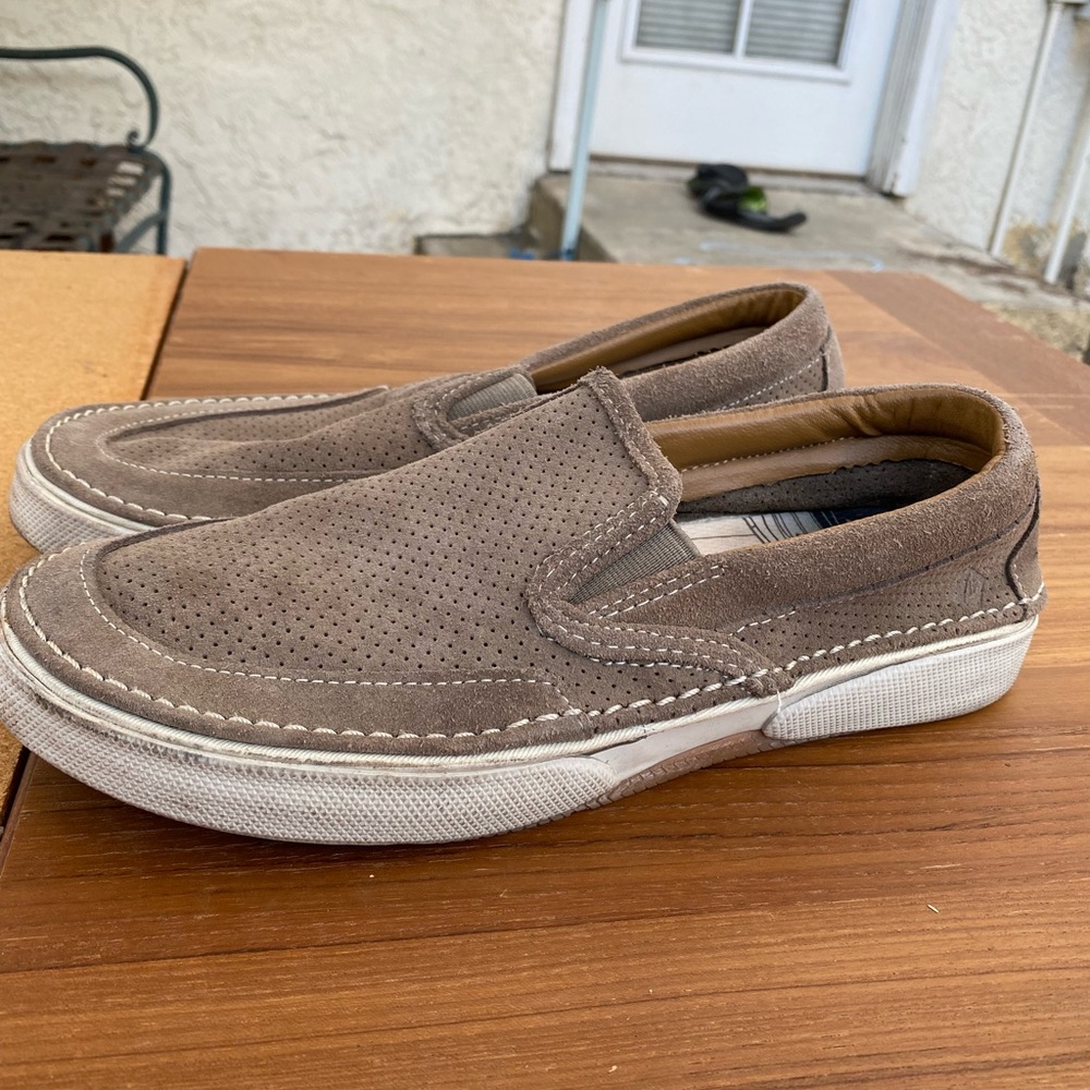 Sperry topsider shoe